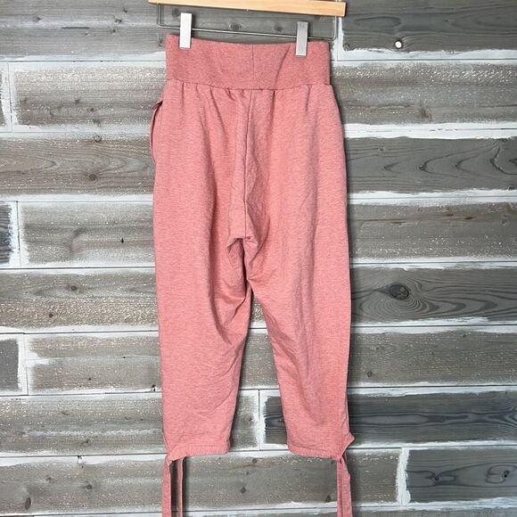 GYMSHARK Arc Tie Joggers - Picture 5 of 6